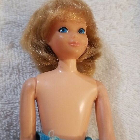 Vintage Skipper Doll  Pose N Play  Original Clothes 1967 / 9" - Picture 9 of 17